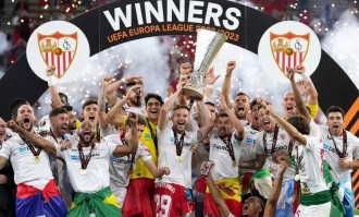 西甲中游对决！塞维利亚主场迎战埃尔切，传统劲旅能否扭转颓势