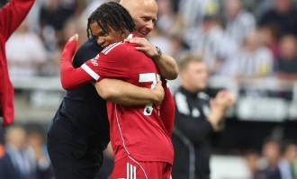 英超夏季转会窗口：最后疯狂与隐秘交易，谁是赢家谁是输家？