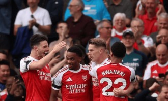 5-0横扫！阿森纳踢疯了，24岁超级后卫大爆发：独造3球太犀利