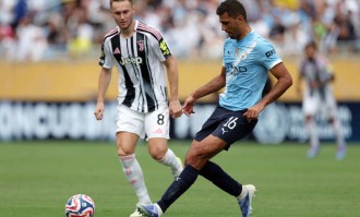 世俱杯-萨维尼奥传射哈兰德破门 曼城5-2尤文获小组头名