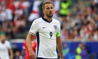 凯恩领跑2026金球奖！38岁梅西重返第9，18岁天才杀进前四