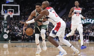 字母哥37分14板5助库兹马12分 雄鹿大胜奇才