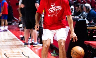 夏联综述：谢泼德低迷火箭输球 萨尔8帽改写历史