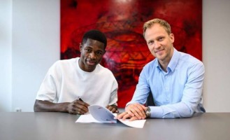 官方：勒沃库森签下18岁西乙前锋科法内，合约至2029年